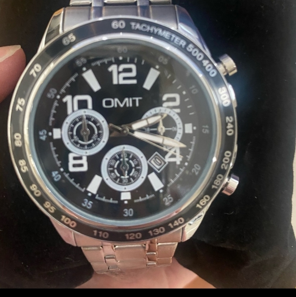 Omit Men Watch